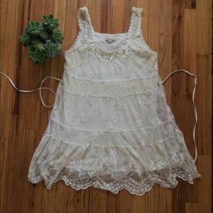 Super cute lacy tunic
